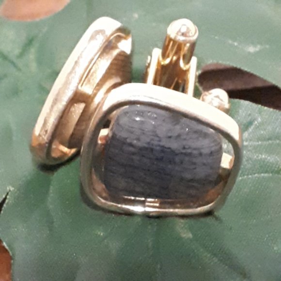 Vintage Hickok Cufflinks Blue Grey Glass Mid Century Vintage Gold Tone - Picture 3 of 5